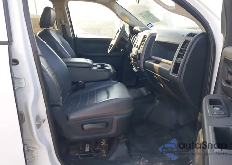 2018 Ram 2500 Tradesman 4X4 8' Box z USA, uszkodzony, nr VIN 3C6UR5HL8JG257060